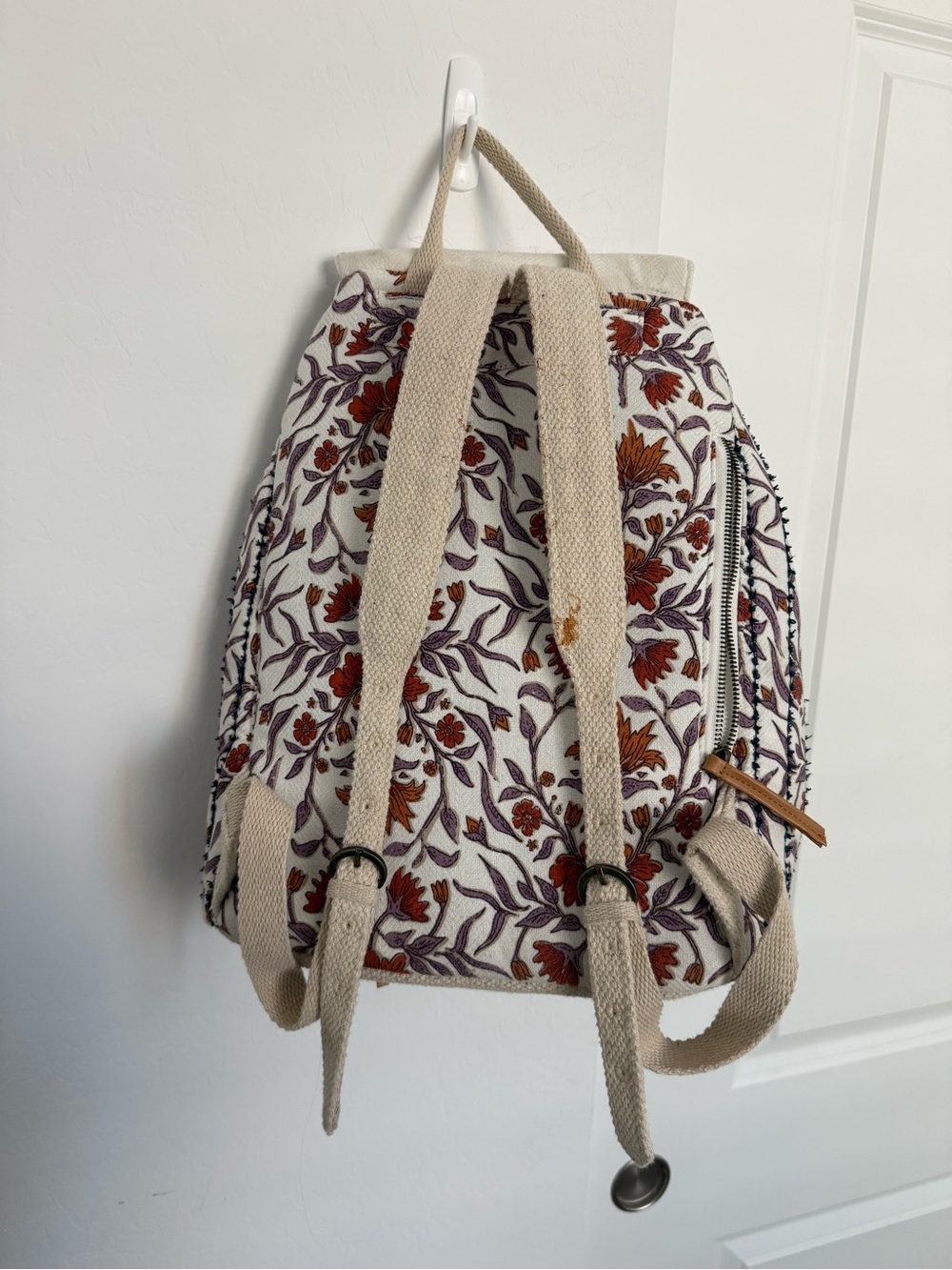 Universal Thread Cream Floral Canvas Drawstring Backpack - Picture 10 of 11